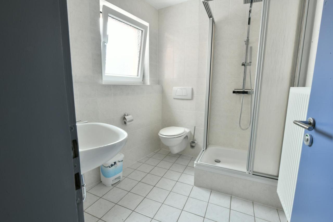 Um Die Ecke Apartment Manderscheid Exterior photo